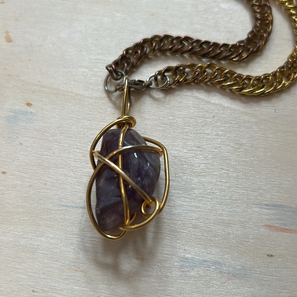 Necklace - Picture 2 of 3